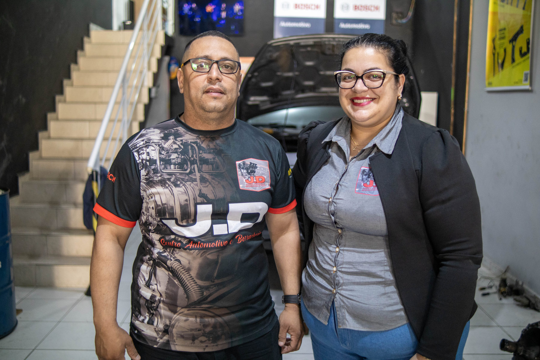 Daniela e Eduardo, à frente da JD Centro Automotivo